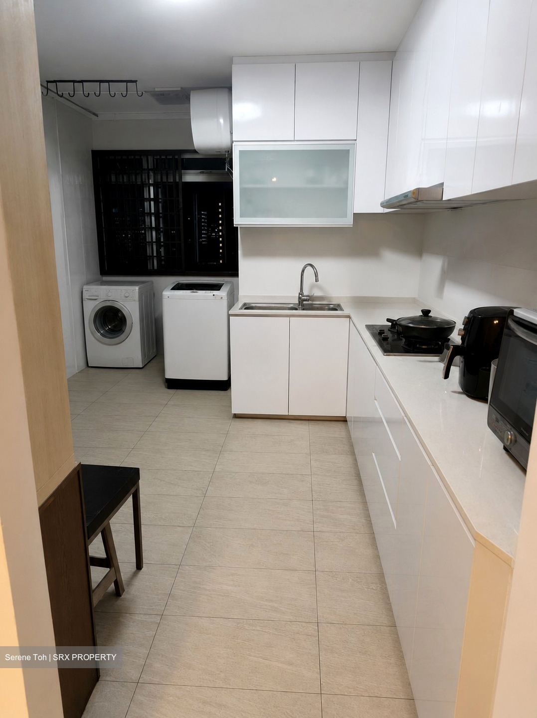 Blk 566 Hougang Street 51 (Hougang), HDB 5 Rooms #572689531